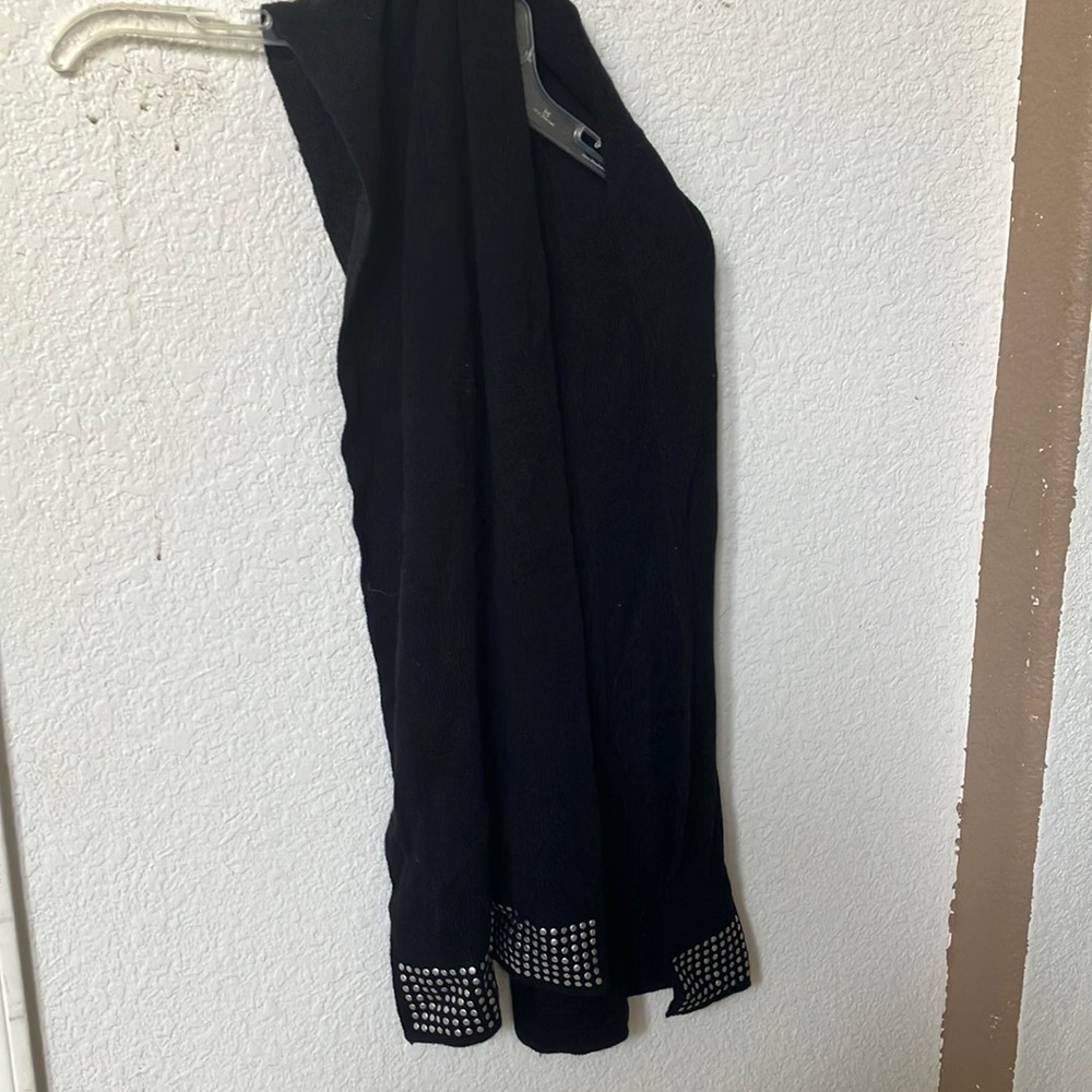 FINAL MARKDOWN Mossimo knit trimmed scarf